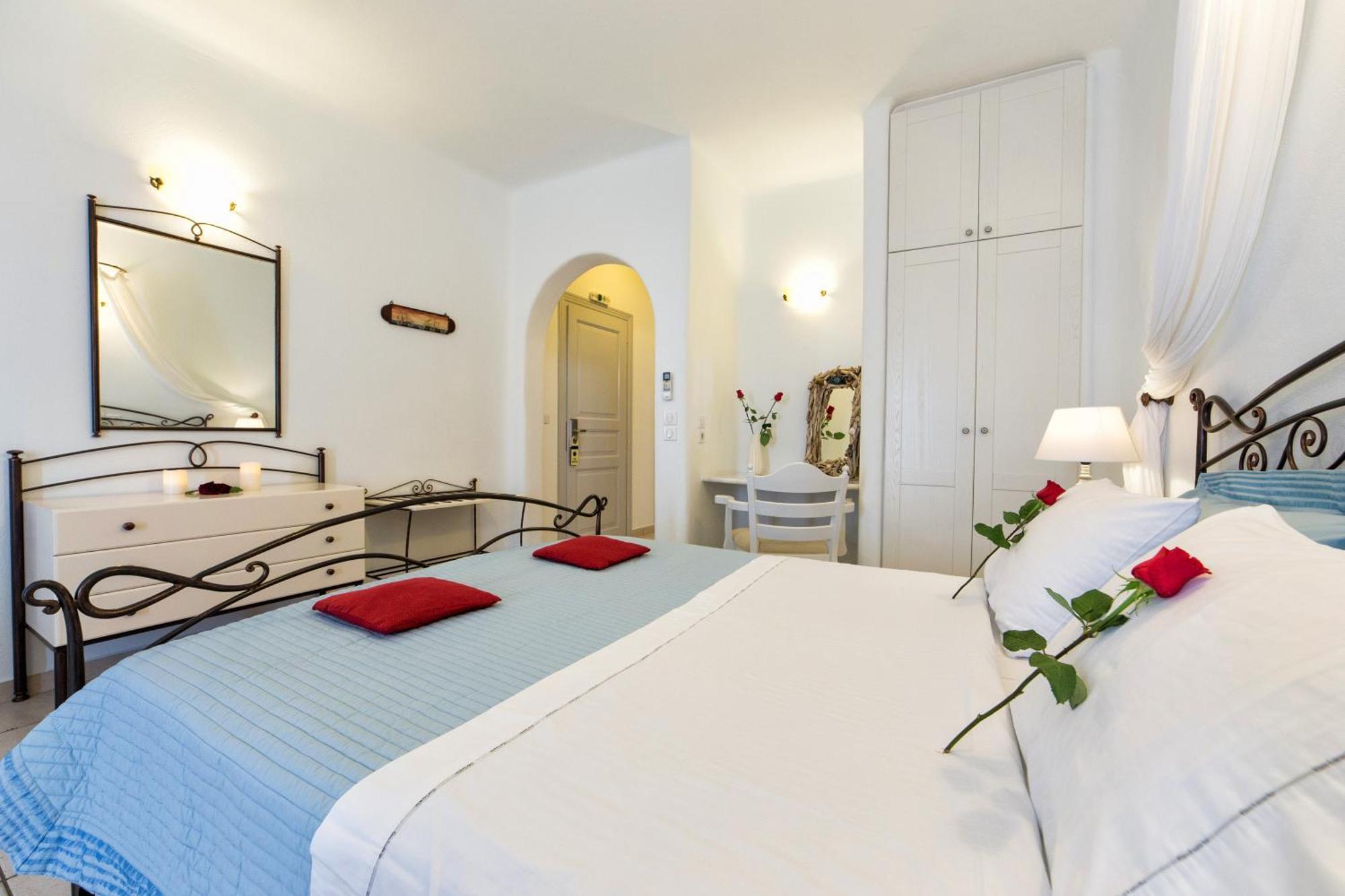 Yades - All Sea View Suites - Adults Only Naousa  Exterior photo